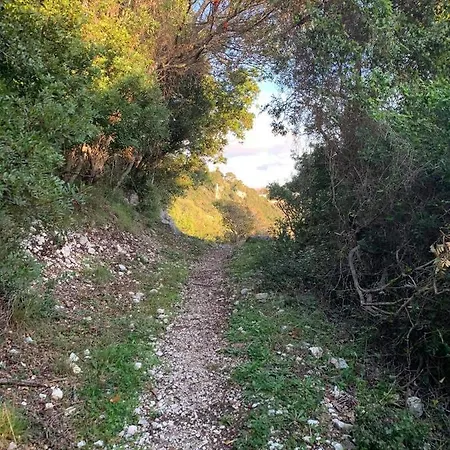 Ermones Little House Lejlighed