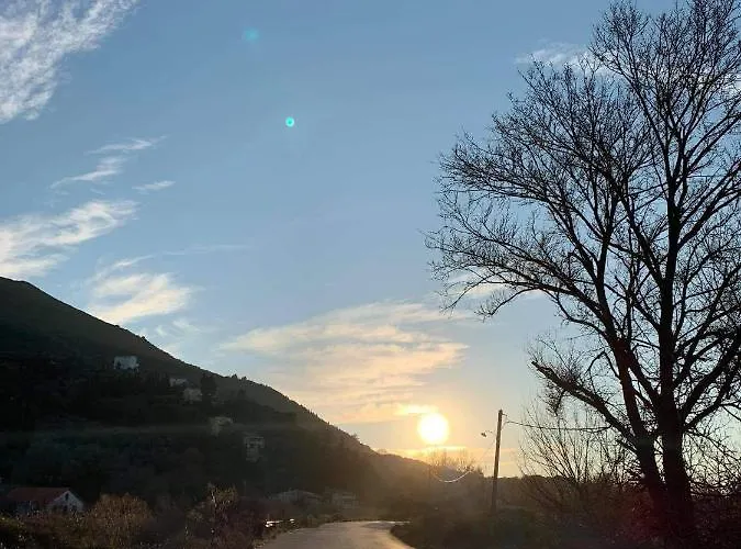 Ermones Little House *
